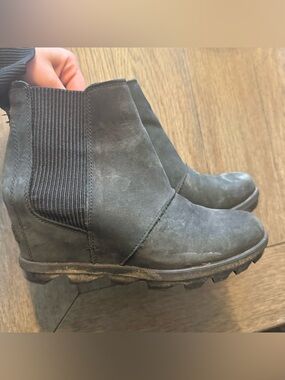 Sorel wedge boots